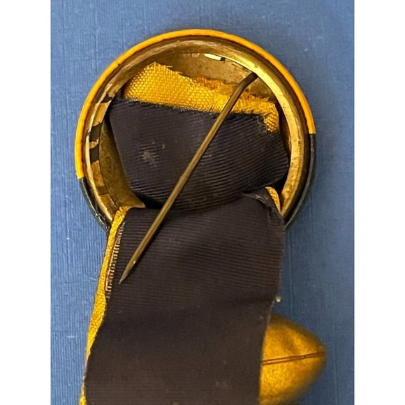 VINTAGE NAVY FOOTBALL TEAM RIBBON ON PIN BACK BUTTON 1950’s Yellow Blue - Picture 6 of 7